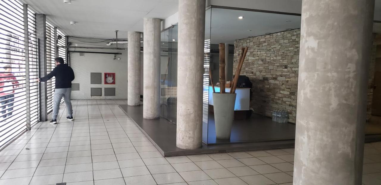 Apartamento Ubicacion Ideal En Recoleta, Cochera Optativa Seguridad 24 Hs Piscina Parrilla Gimnasio Lavadora *